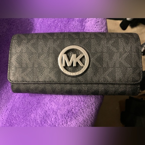 Michael Kors Jet Set Purse and wallet, Preloved in great condition. - Picture 7 of 9
